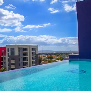  Apartment With Roof Pool. Jamaica